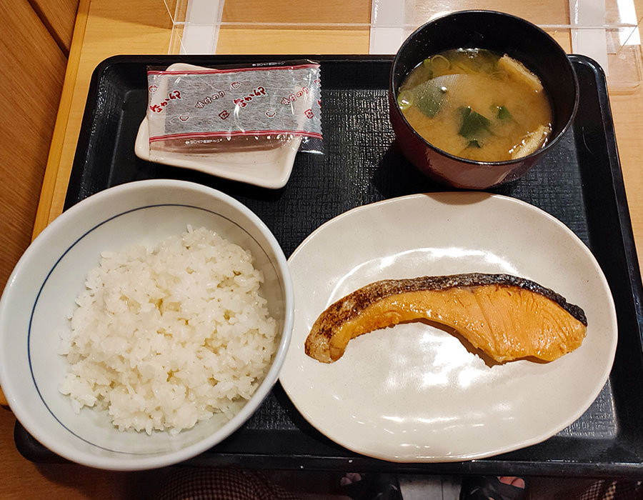 [なか卯]銀鮭朝定食(370円)