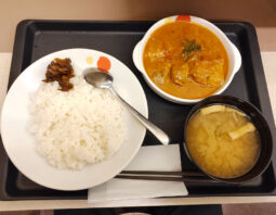 [松屋]ごろごろチキンのバターチキンカレー(690円)